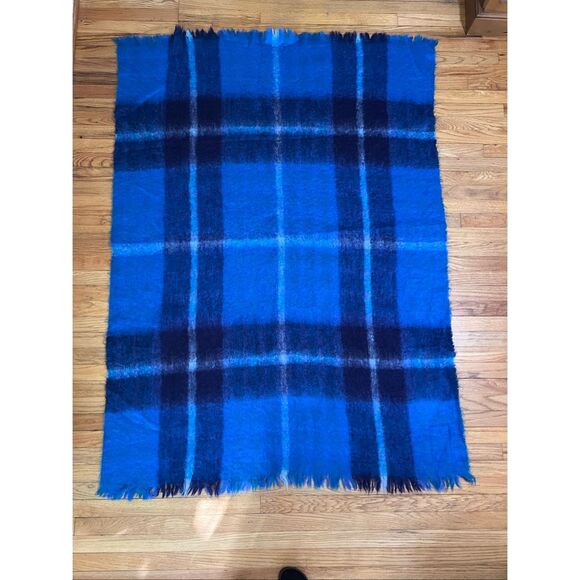 Vintage 1996 Mohair Wool Blue Plaid Blanket Throw 50x70” - Picture 4 of 6